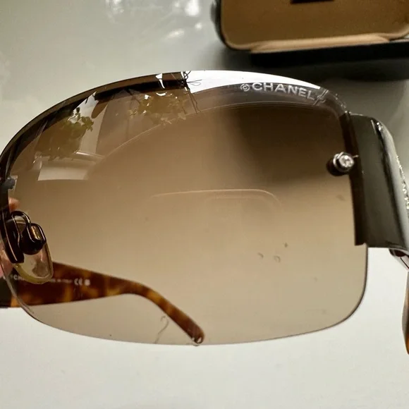 Authentic Chanel Tortoise Sunglasses with Rhinestone 4117-B C.275/13 62.16 125 - Picture 12 of 16